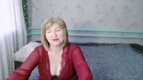 luna_lure11 online show from 05/06/26, 07:35