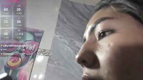 Snapshot of luna_maisonn chatting on 06/27/26, 01:43 LUNA online show from 06/27/26, 01:43