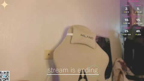 Luna online show from 04/30/26, 01:12