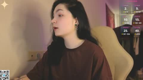 Luna online show from 05/17/26, 02:09