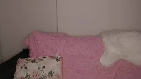 Luna online show from 11/13/25, 04:39