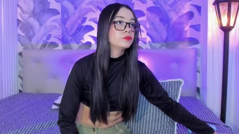 Luna Morgan online show from 11/07/25, 03:28