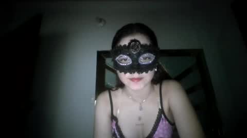 Snapshot of luna_nueva_ chatting on 08/02/26, 05:39 LUNA online show from 08/02/26, 05:39