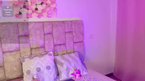   online show from 09/12/25, 06:41