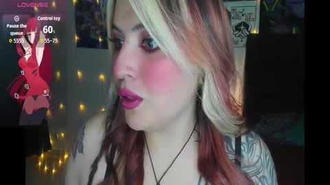 MISS LUNA  online show from 12/04/25, 12:14