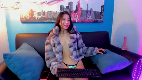 Luna Rosse  online show from 05/22/26, 02:01