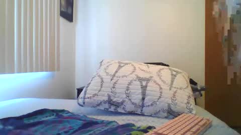 Snapshot of luna_samosienko chatting on 05/04/26, 05:31 Luna Samosienko online show from 05/04/26, 05:31