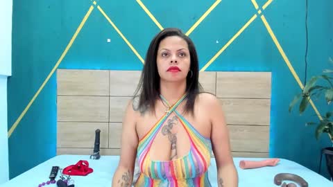 Luna online show from 02/21/25, 07:10