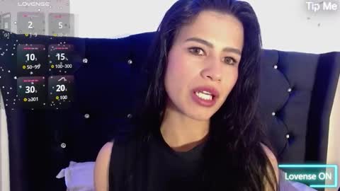 luna_starr69 online show from 11/25/25, 01:33