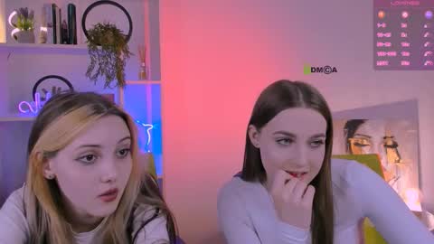 Luna online show from 09/25/25, 07:28