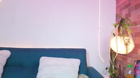 Snapshot of luna_valen chatting on 03/28/26, 03:17 luna_valen online show from 03/28/26, 03:17