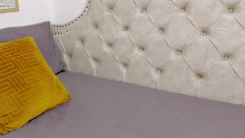 luna_valle online show from 01/27/25, 12:12