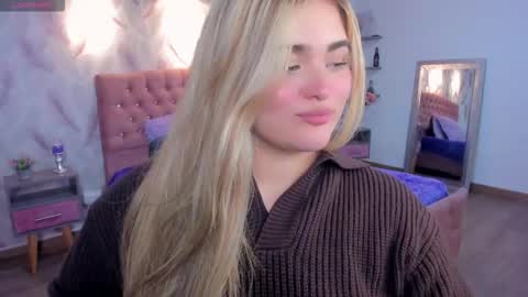 Snapshot of luna_volk chatting on 02/18/26, 04:19 Luna online show from 02/18/26, 04:19