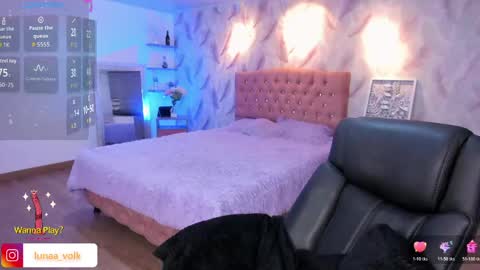 Snapshot of luna_volk chatting on 04/15/26, 03:02 Luna online show from 04/15/26, 03:02