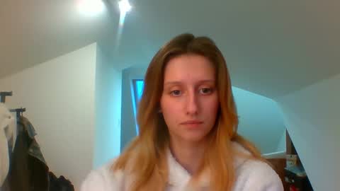 Snapshot of luna_xsensual chatting on 01/08/25, 02:46 L U N A  online show from 01/08/25, 02:46
