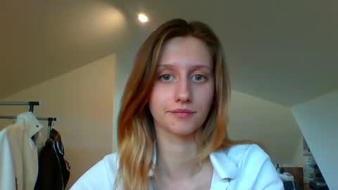 Snapshot of luna_xsensual chatting on 02/14/25, 03:05 L U N A  online show from 02/14/25, 03:05