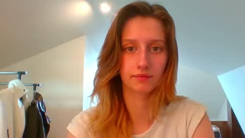 Snapshot of luna_xsensual chatting on 02/21/25, 07:56 L U N A  online show from 02/21/25, 07:56