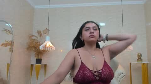 Luna Abril  online show from 03/06/26, 04:09