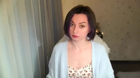 Snapshot of lunaa_bluee chatting on 05/12/26, 07:33 lunaa_bluee online show from 05/12/26, 07:33