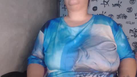 luna online show from 11/21/25, 01:15