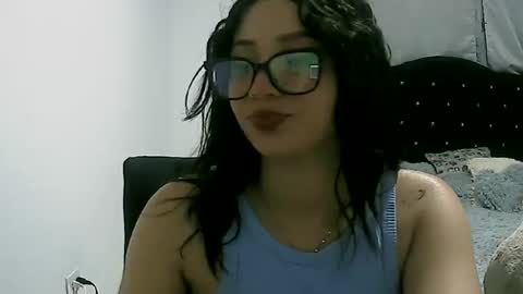 lunaa_sub online show from 01/23/25, 04:09