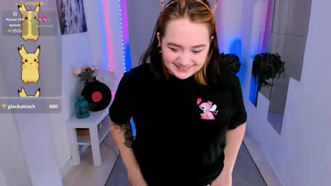 Li online show from 11/15/25, 04:25