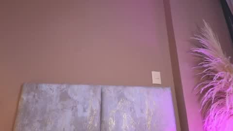 Luna Aspen online show from 04/28/26, 06:35