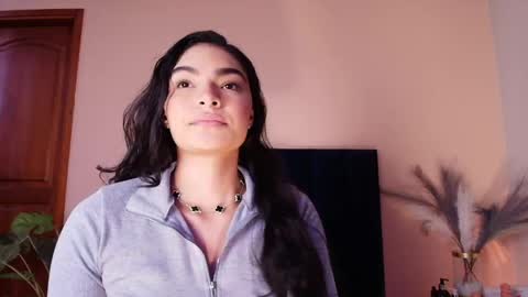 Luna Aspen online show from 05/07/26, 06:13