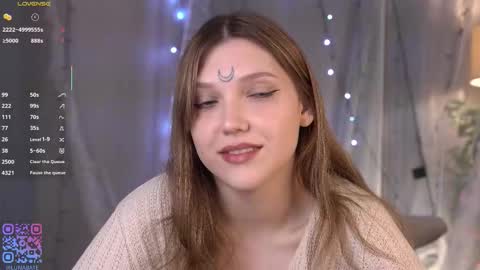 Luna online show from 12/15/25, 05:01