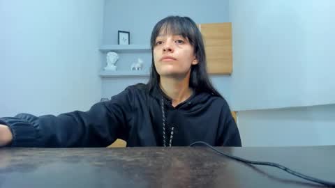 Snapshot of lunabella55 chatting on 10/13/25, 11:21 lunabella55 online show from 10/13/25, 11:21