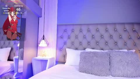 Luna  online show from 11/18/25, 05:06