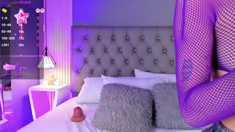 Luna  online show from 02/27/26, 05:57