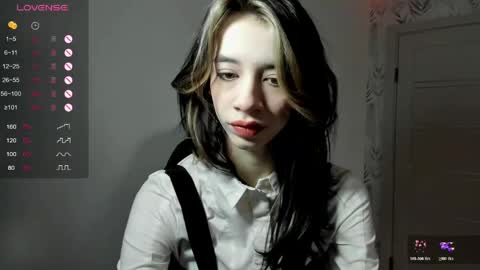 Hello my name is Amanda  online show from 04/25/26, 10:51