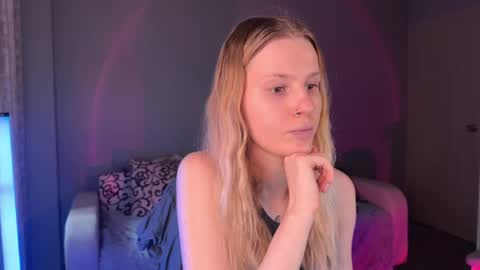 Britney online show from 10/01/25, 02:34