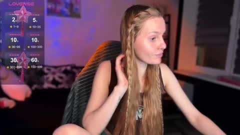 Britney online show from 12/04/25, 07:22