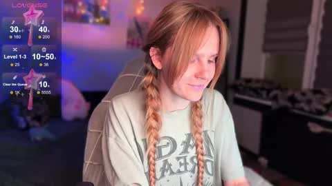 Snapshot of lunacyy chatting on 01/12/26, 08:58 Britney online show from 01/12/26, 08:58