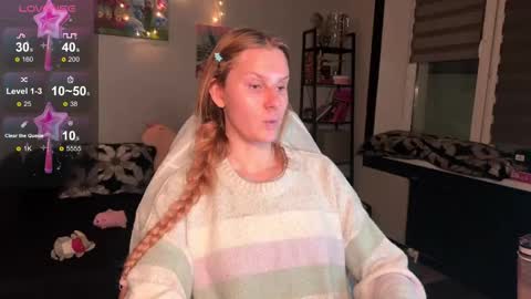 Snapshot of lunacyy chatting on 02/03/26, 07:19 Britney online show from 02/03/26, 07:19