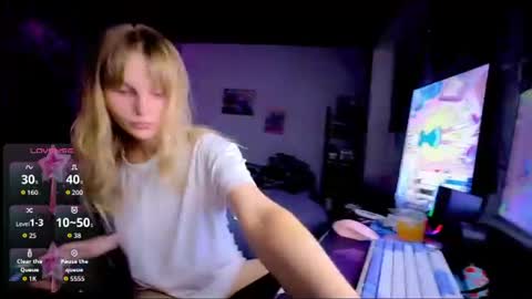 Britney online show from 06/28/26, 08:15