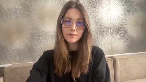 Snapshot of lunafeather chatting on 03/04/26, 04:51 lunafeather online show from 03/04/26, 04:51