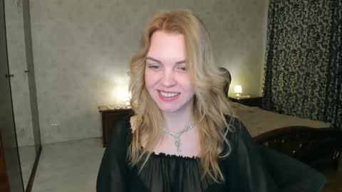 lunaflinn online show from 03/05/26, 04:30