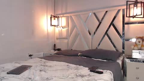 LUNA online show from 02/01/25, 12:07