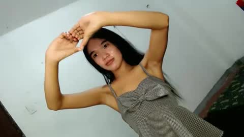 Snapshot of lunafoxx_ chatting on 02/14/26, 03:42 lunafoxx_ online show from 02/14/26, 03:42