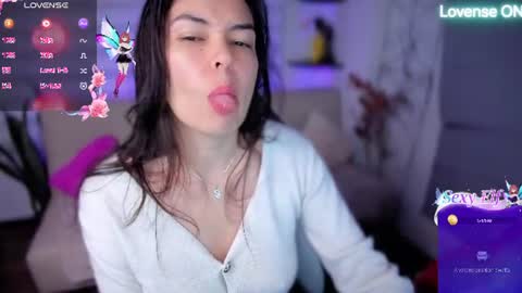 Snapshot of lunagasai_ chatting on 06/14/26, 04:58 Luna online show from 06/14/26, 04:58