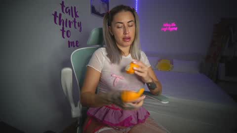 Laura online show from 11/30/25, 05:55
