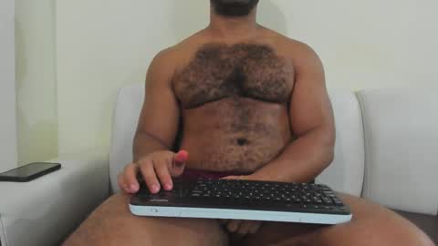 Luna online show from 11/26/25, 08:37