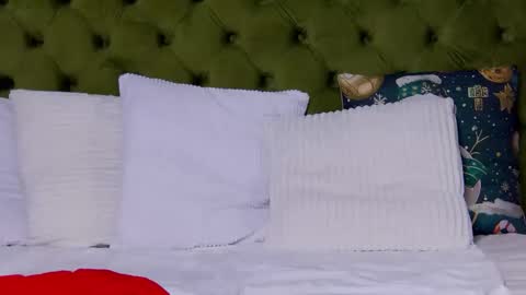 Snapshot of lunajenner chatting on 01/14/26, 04:56 LunaJenner online show from 01/14/26, 04:56