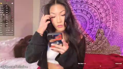 Snapshot of lunalawless chatting on 01/17/26, 01:54 luna dela cruz online show from 01/17/26, 01:54