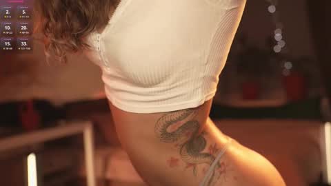 Snapshot of lunalike chatting on 03/18/26, 08:34 lunalike online show from 03/18/26, 08:34