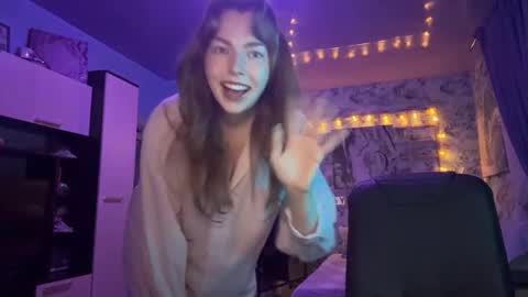 Luna online show from 03/10/26, 12:43