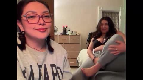 Snapshot of lunamaex0 chatting on 01/13/26, 05:24 Luna Mae online show from 01/13/26, 05:24